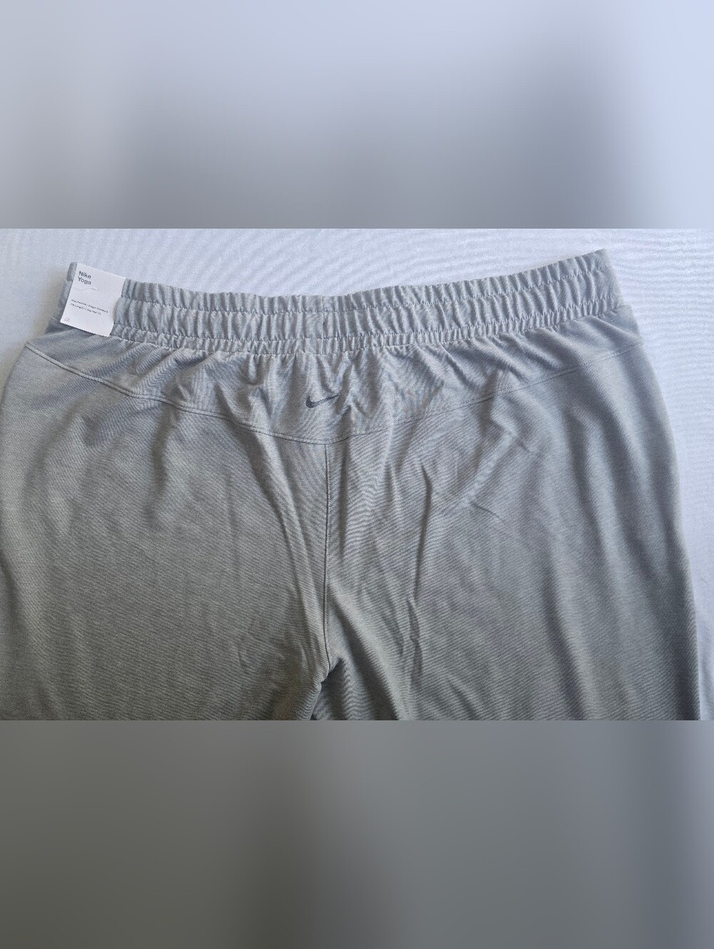 Nike Yoga DriFit Plus Size Women's Gray Training Jogger Capris 7/8 Length 3X - Picture 10 of 16